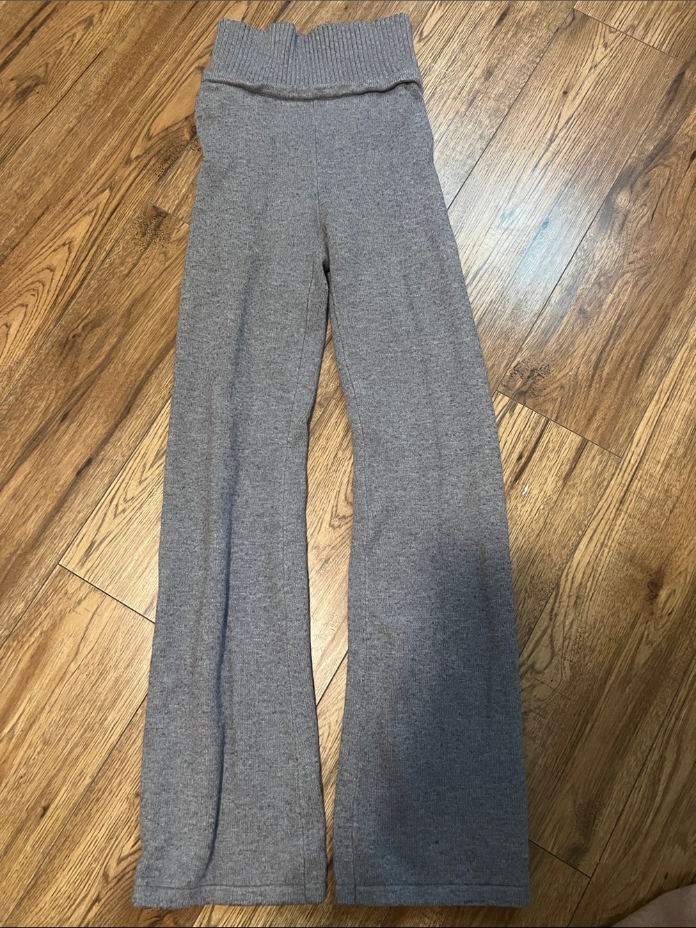 Harlow Gray Knit Flare Leggings